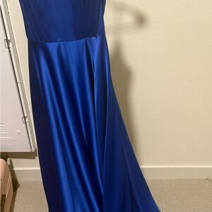 Elegant Blue Evening Gown